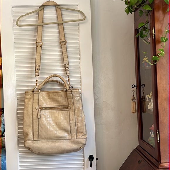 Miu Miu leather crocodile embossed weekender with gold hardware - Picture 3 of 5